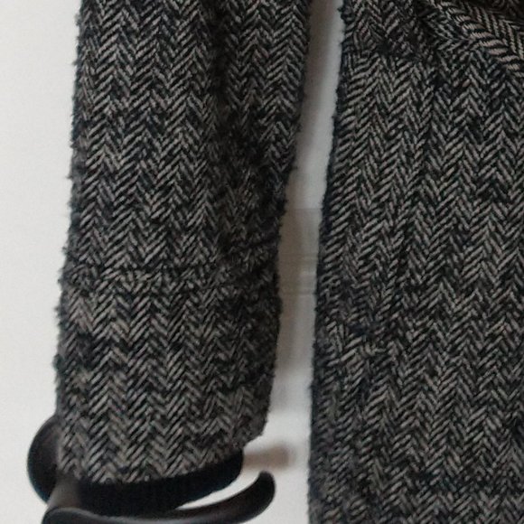 Women Esprit size 4 wool blend double breasted jacket, black/white tweed pattern - Picture 7 of 13